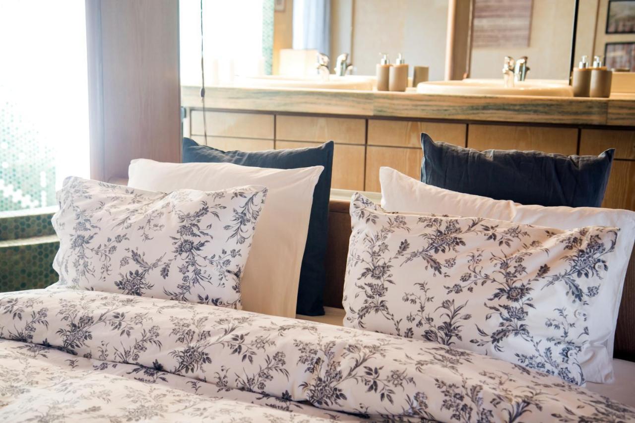 One-Of-A-Kind Athens Riviera Apartment المظهر الخارجي الصورة
