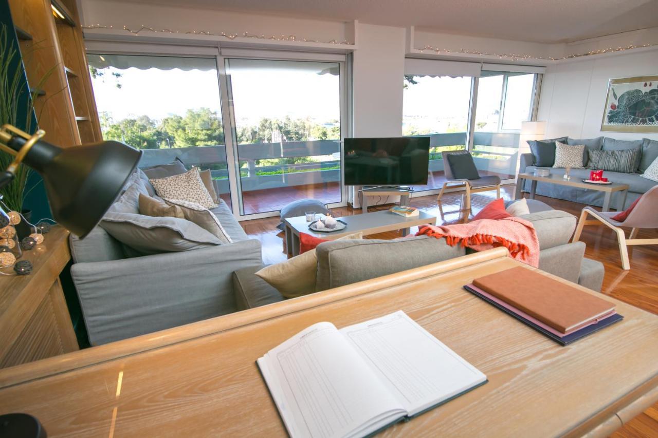 One-Of-A-Kind Athens Riviera Apartment المظهر الخارجي الصورة