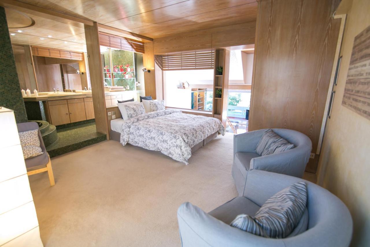 One-Of-A-Kind Athens Riviera Apartment المظهر الخارجي الصورة